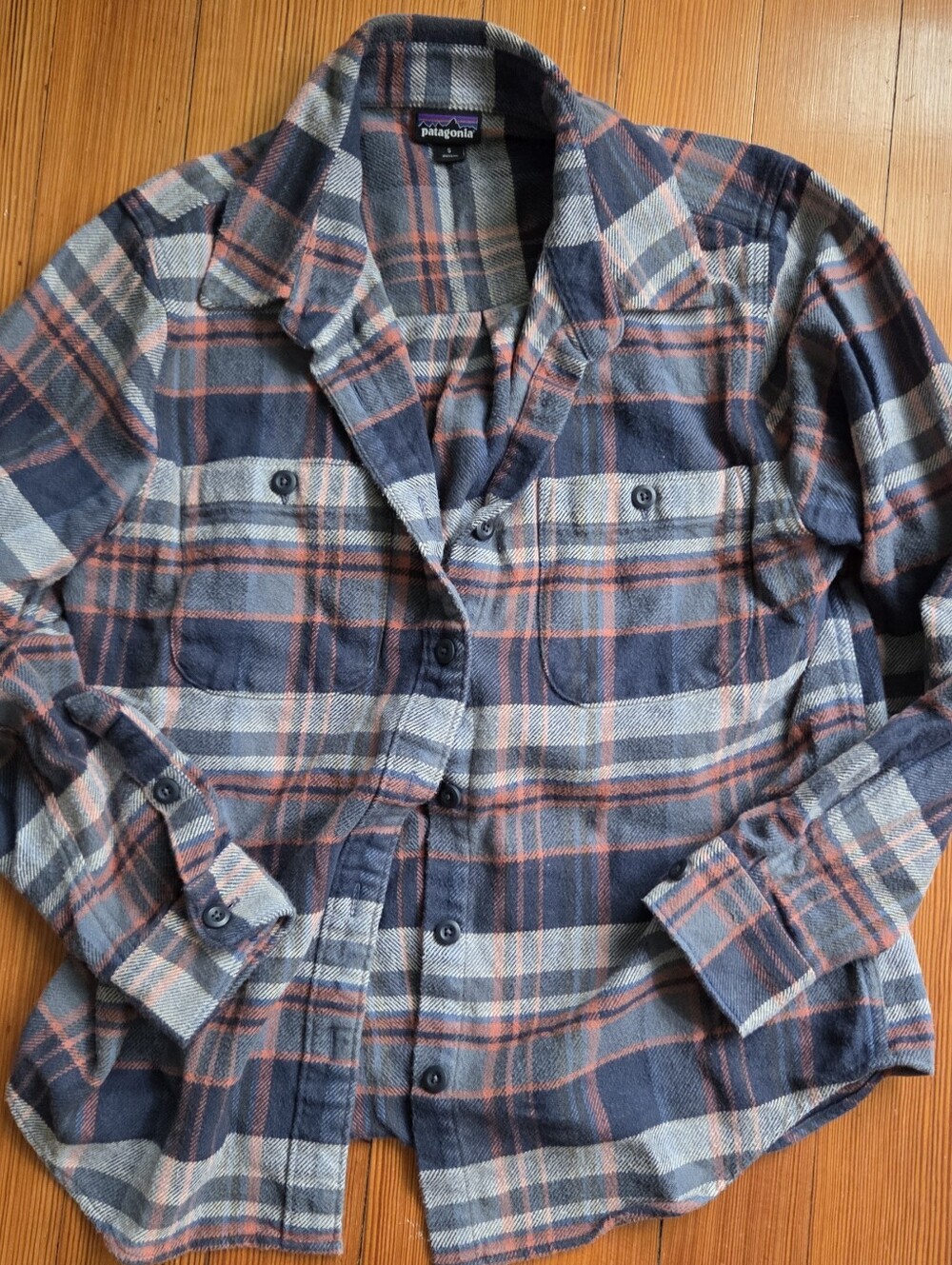 Patagonia 🏔Plaid Flannel Shirt